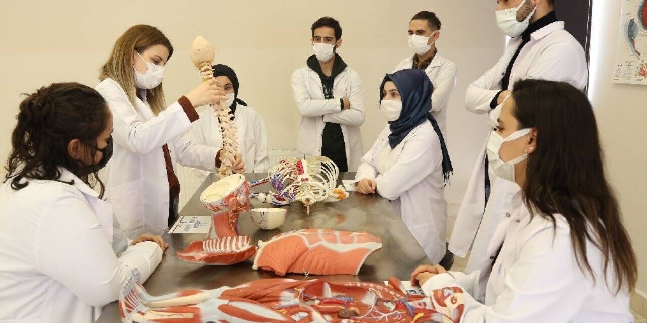 Koronavirüs  sürecinde fiziksel aktivite ihmal edilmemeli