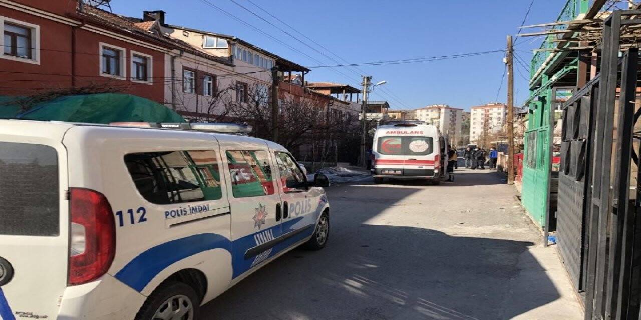 Bunalıma giren genç tüfekle intihar etti