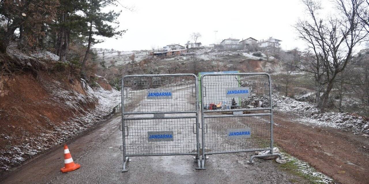 Dursunbey’in Durabeyler Mahallesi karantinaya alındı