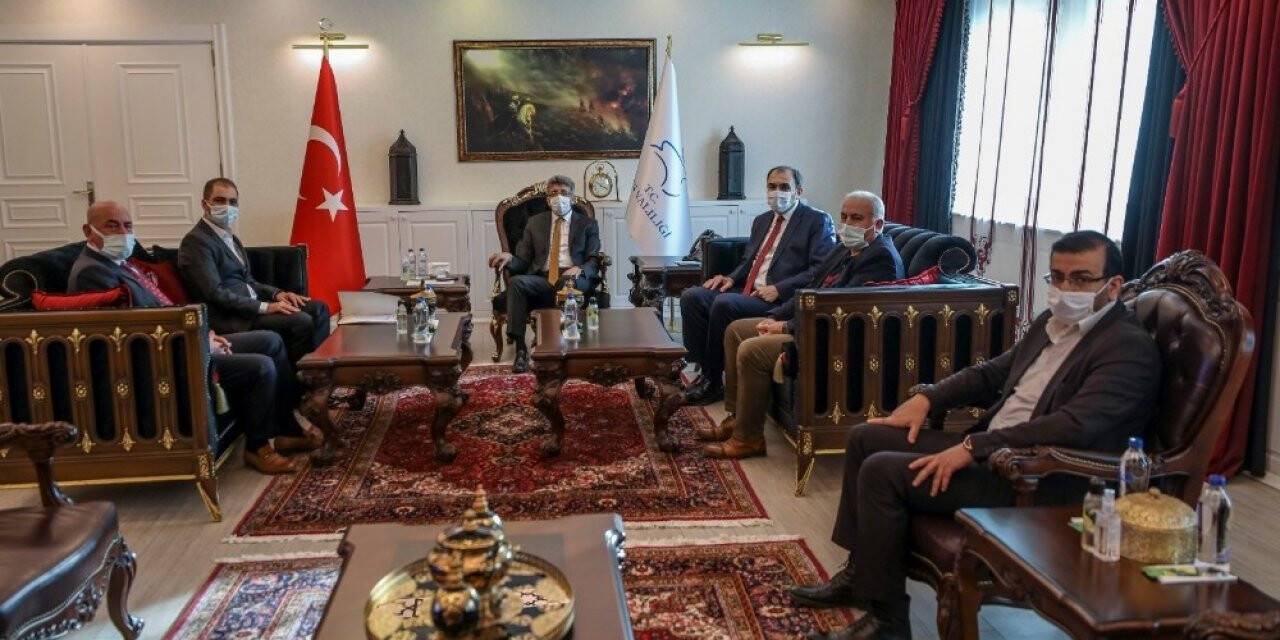 Üzümlü Sınır Kapısı’nın açılması Vanlı turizmcileri sevindirdi