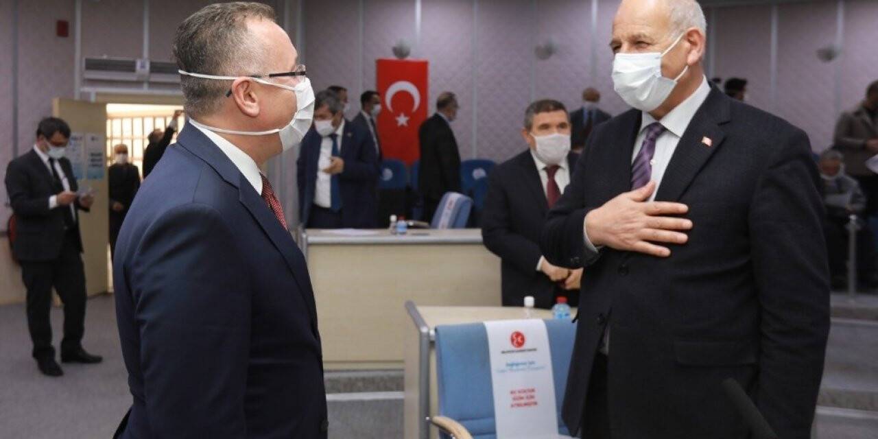 Adapazarı Belediye meclisi toplandı