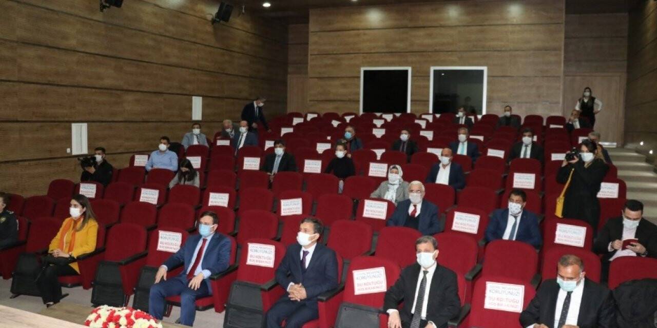 Siirt’te kadın erkek fırsat eşitliği bilgilendirme toplantısı yapıldı