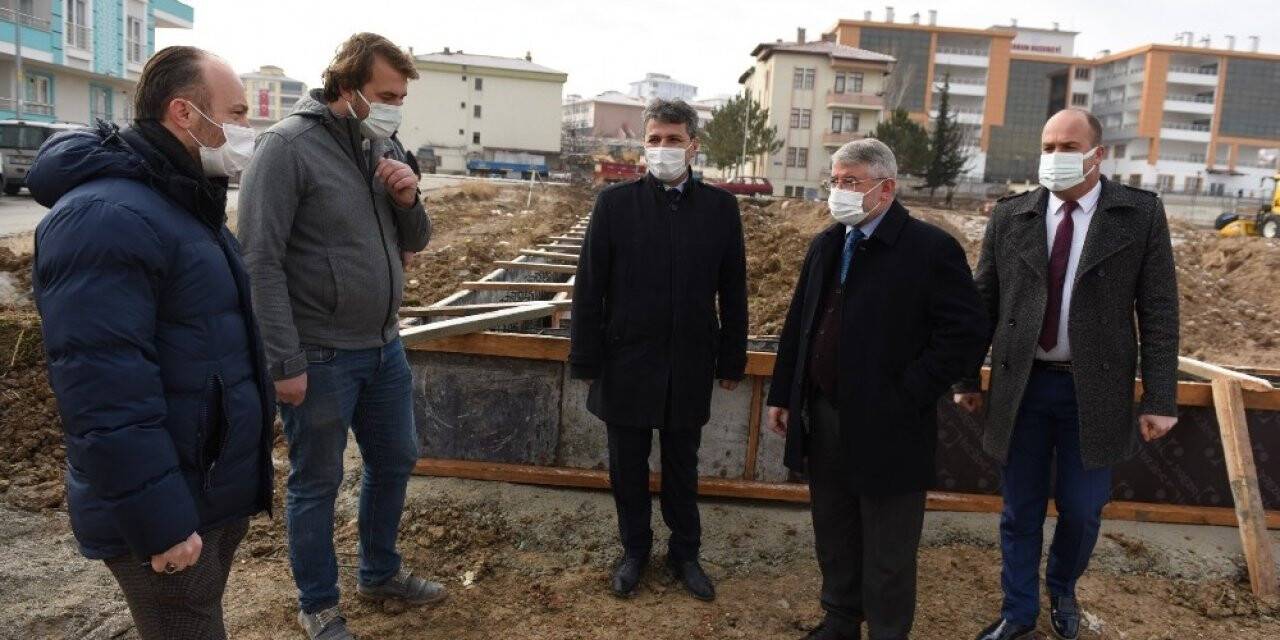 Çorum Belediyesi 4 sentetik halı saha yapacak