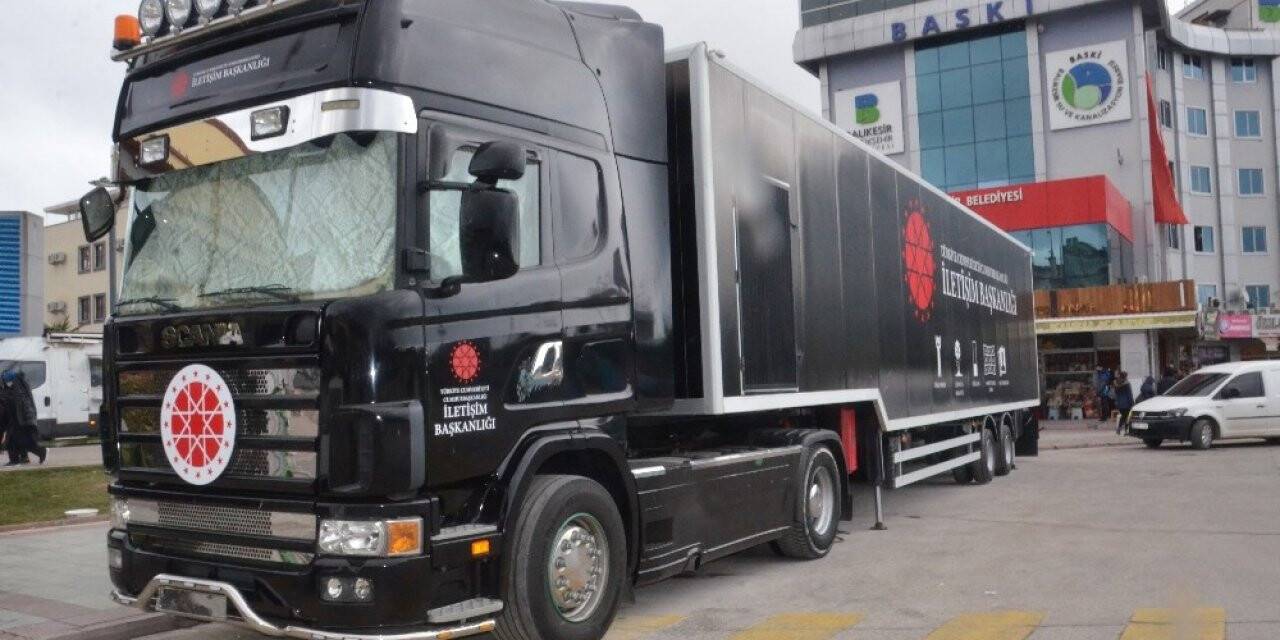 Dijital Tır Balıkesirlilerle buluştu