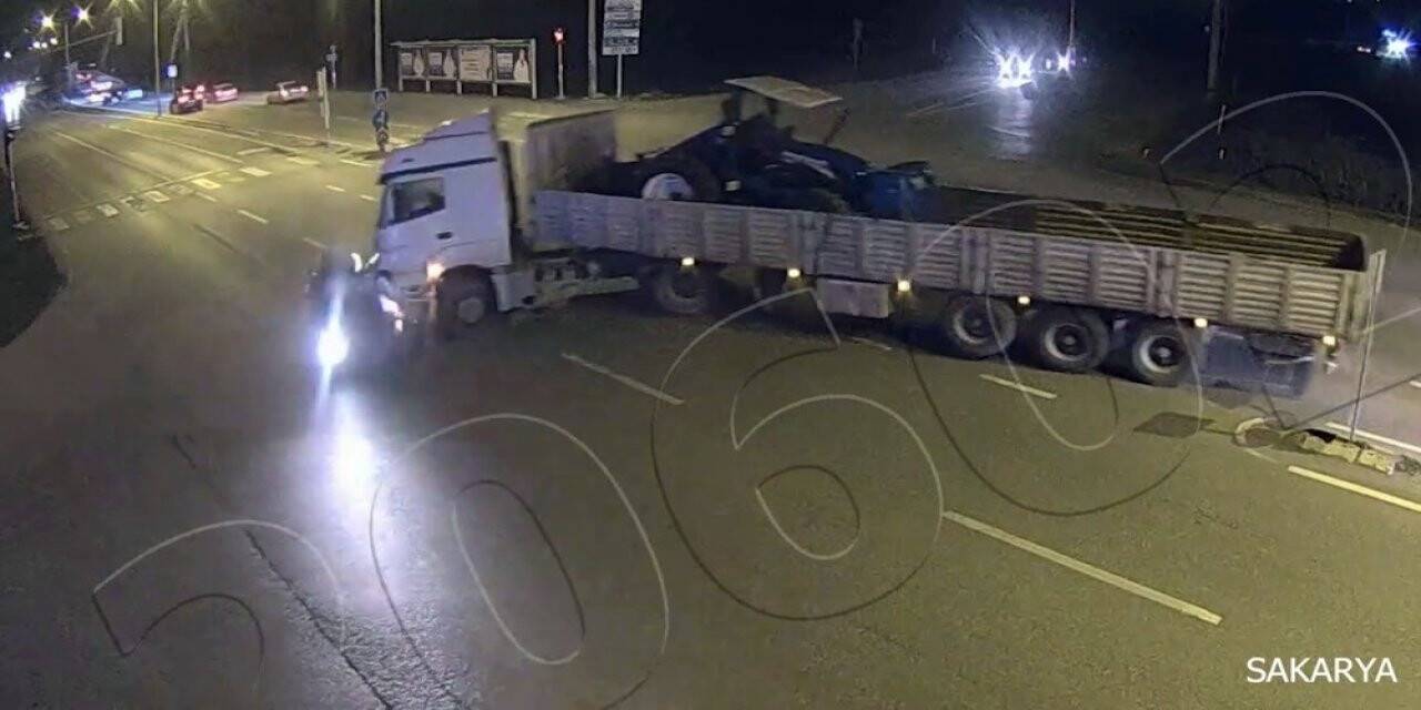 Tırla otomobilin çarpışması KGYS’ye yansıdı