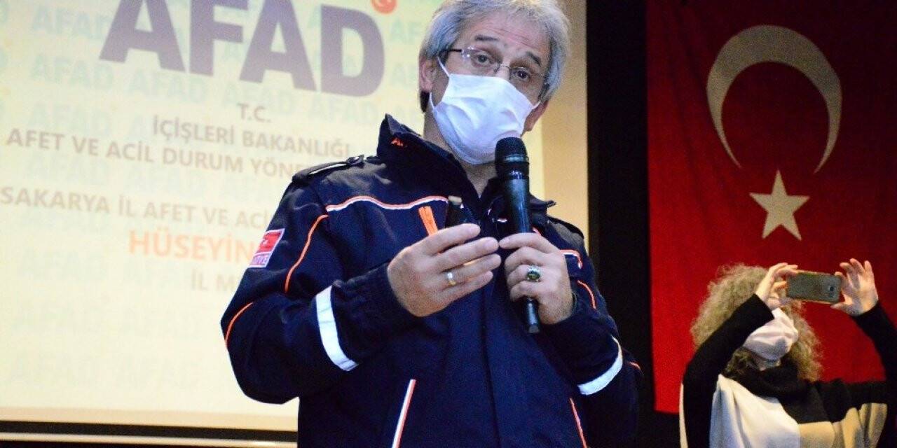Afet farkındalık eğitimi bu kez de muhtarlara ve azalarına verildi