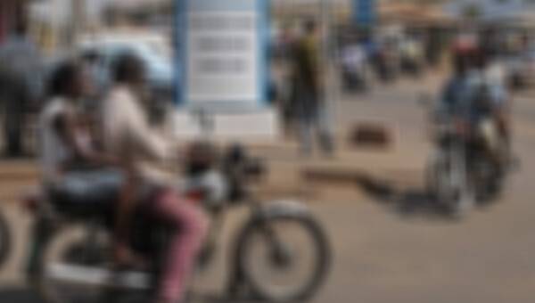 Yolcu otobüsü kamyonla çarpıştı: 47 ölü!