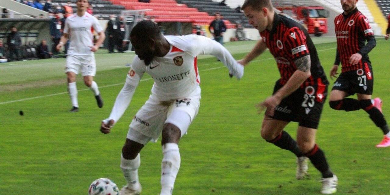 Süper Lig: Gaziantep FK: 0 - Gençlerbirliği: 1 (İlk yarı)