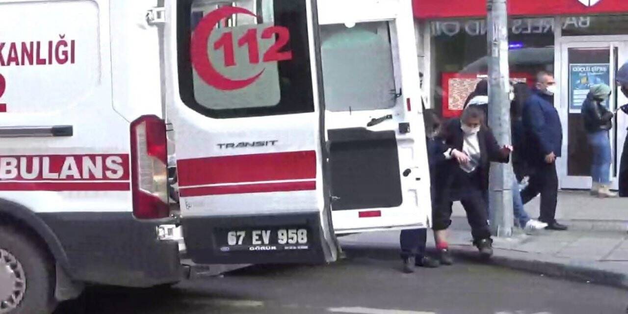Otomobilin çarptığı kadın ayağından yaralandı
