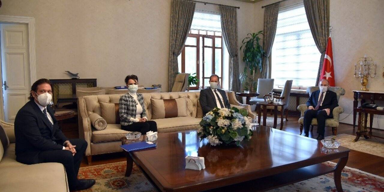 Dünya pazarında Manisa üzümünün değeri artacak