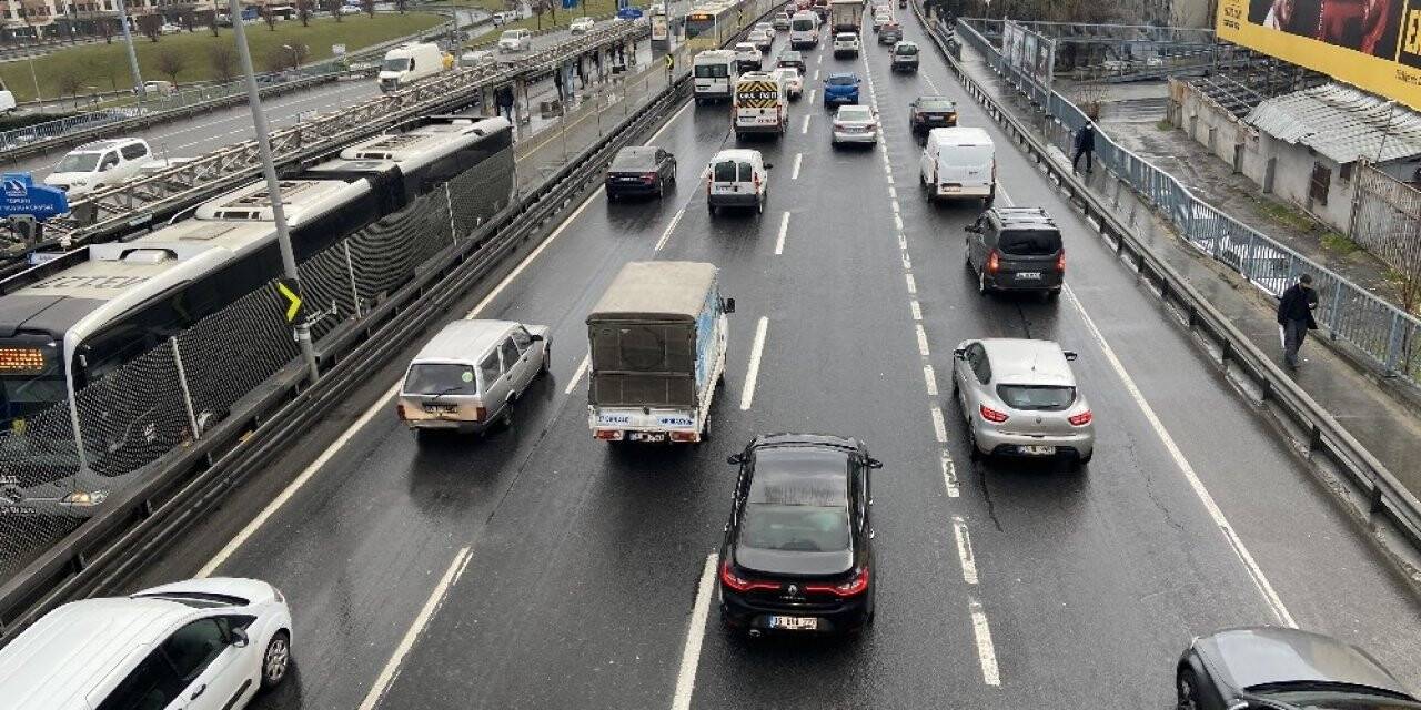 İstanbul’da akşam trafiği yüzde 71 seviyesine çıktı