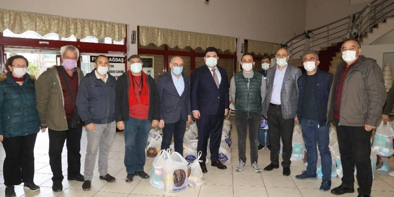 Buca Belediyesi’nden kahveci esnafına destek