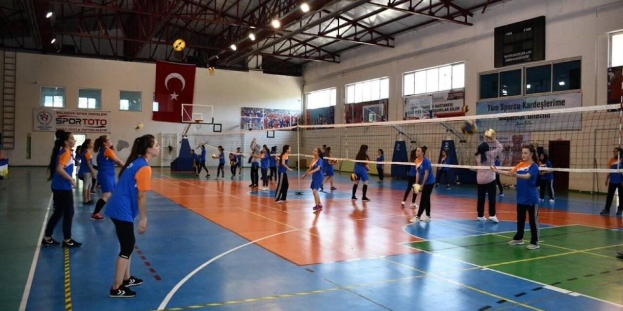 Kış spor okulları yeniden başlıyor