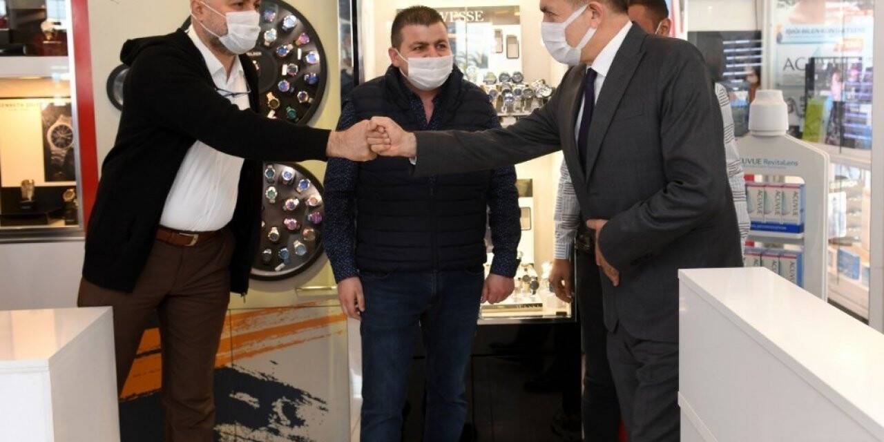 Başkan Özyiğit esnafla bir araya geldi