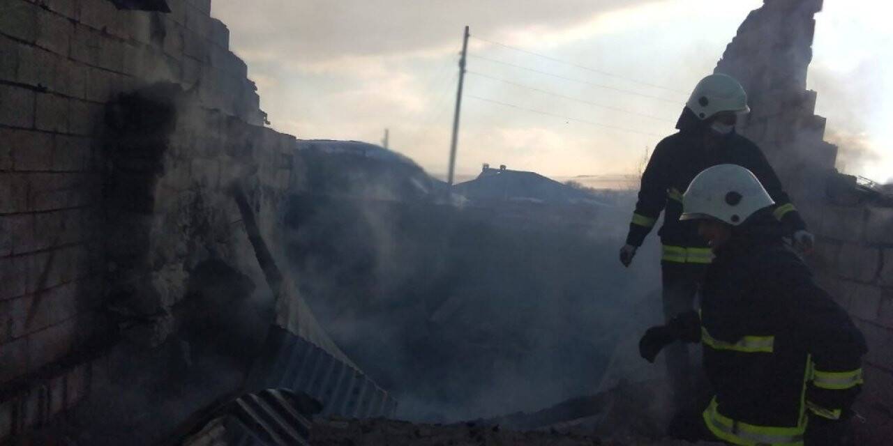 Özalp ilçesinde korkutan yangın