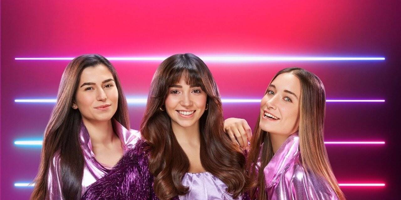 Genç kadınları hayallerine giden yolda destekleyecek iş birliği; ‘Kendi Yolumuzda’