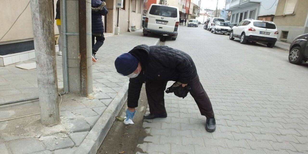 Balıkesirli vatandaş maske avcısı oldu