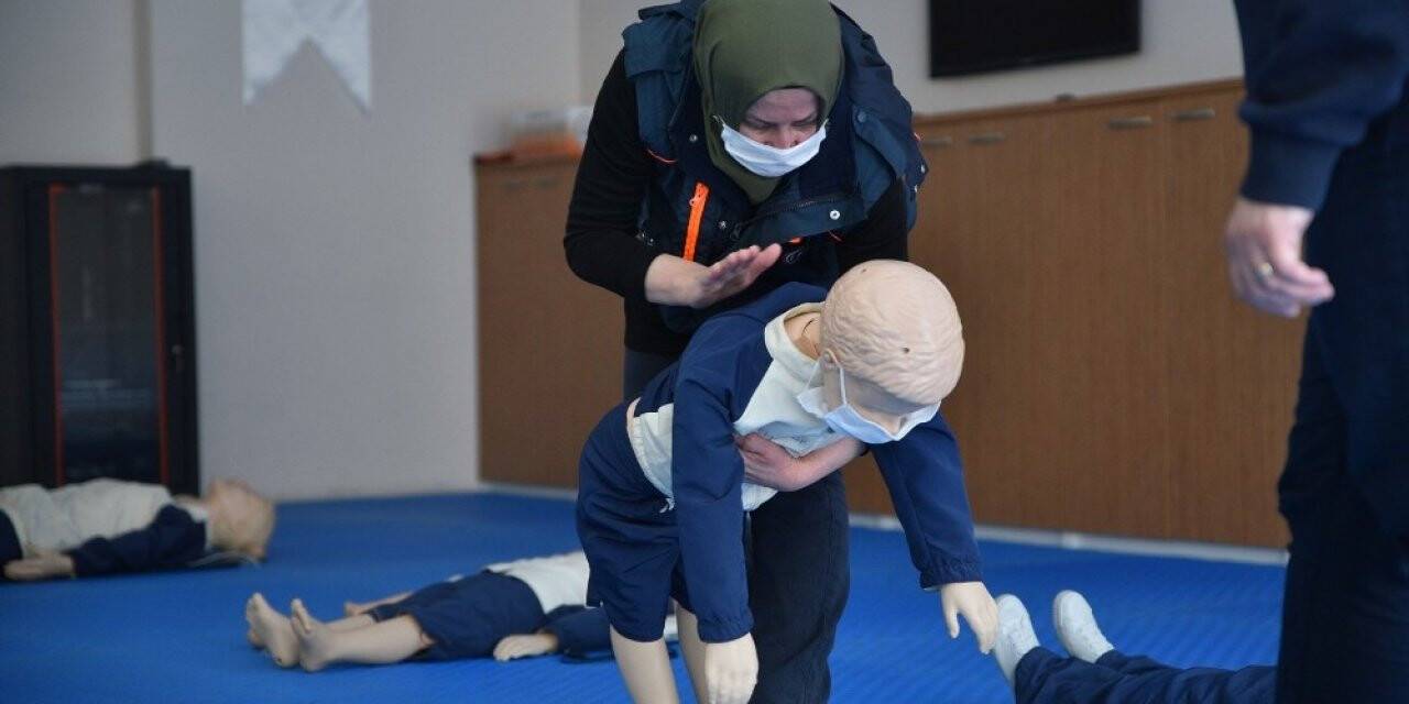 Büyükşehir personeline âfet eğitimi