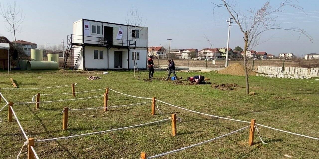 Minik öğrenciler deprem bilincini özel parkurda kazanıyor