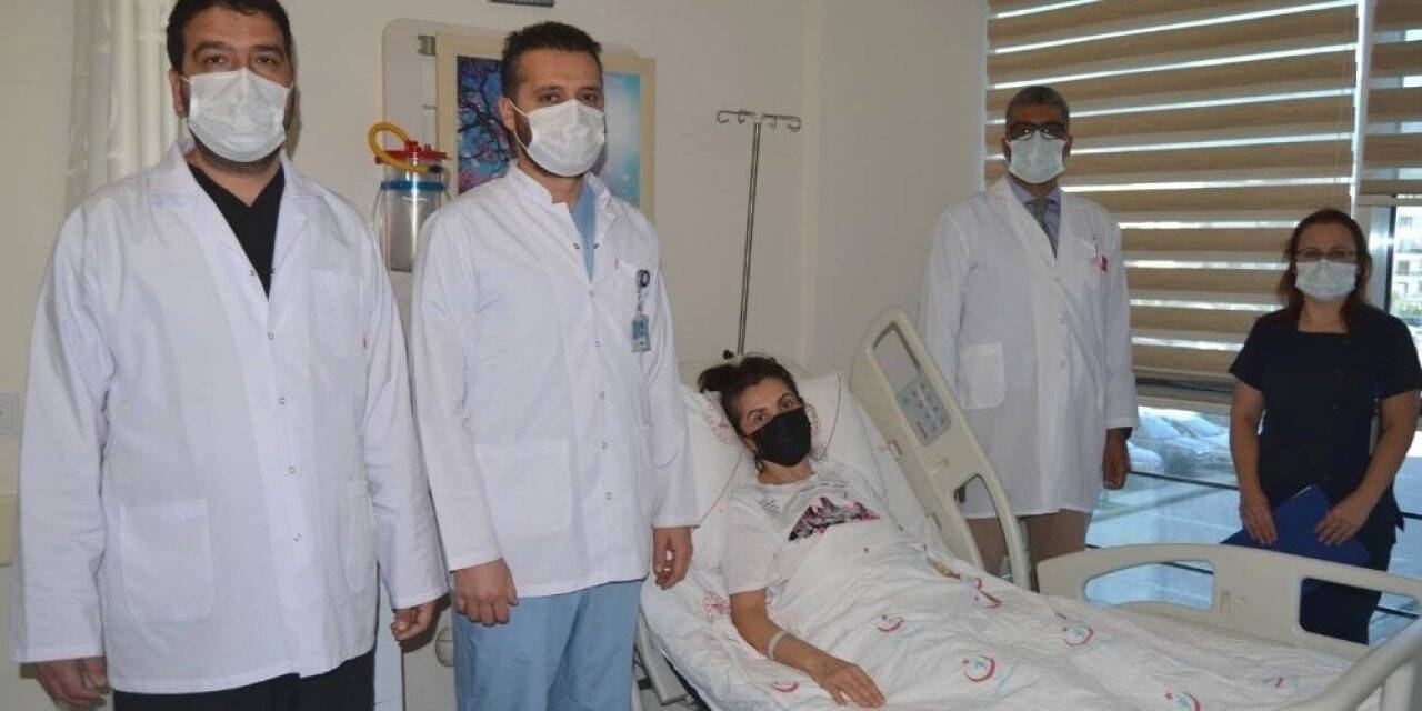 Alanya’da ilk kez yapılan laparoskopik pyeloplasti ameliyatı ile sağlığına kavuştu