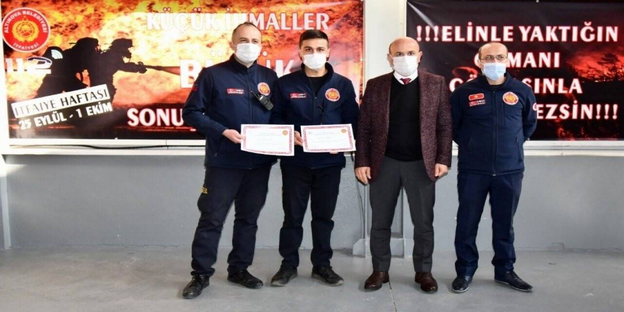 İtfaiyeciler sertifikalarını aldı