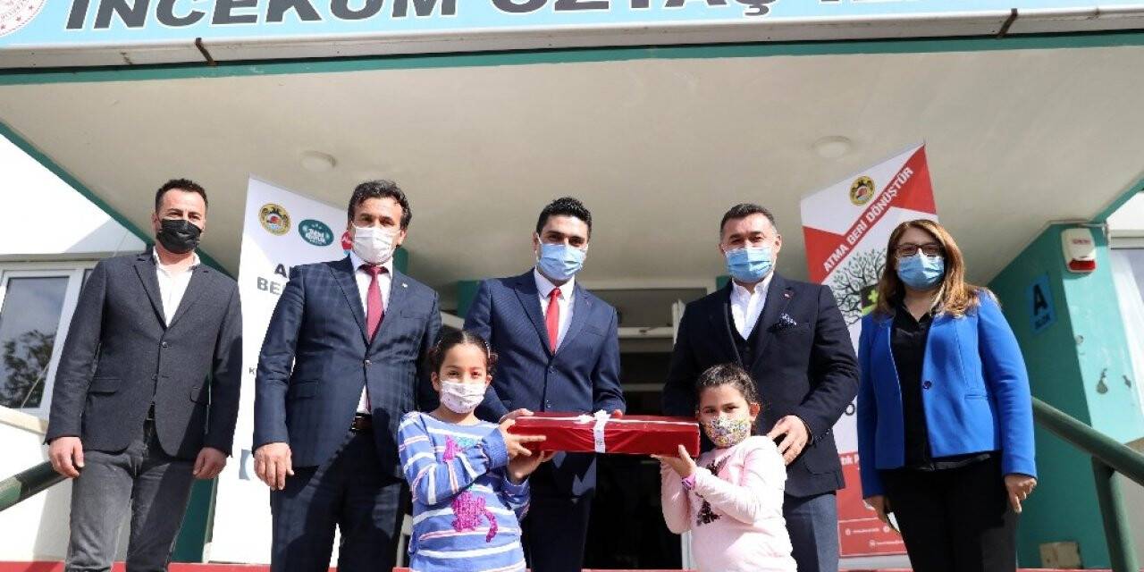 Alanya’da öğrenciler 2 ton 375 kilogram pil topladı