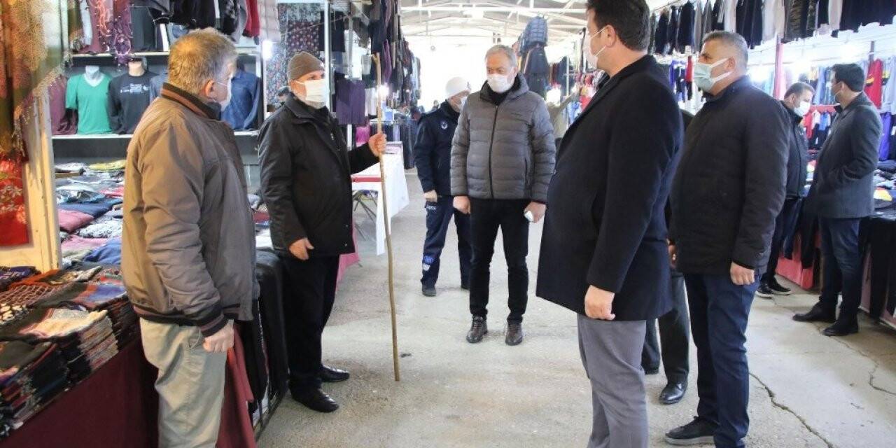 Başkan Soykan, tedbirler konusunda esnafa uyarılarda bulundu