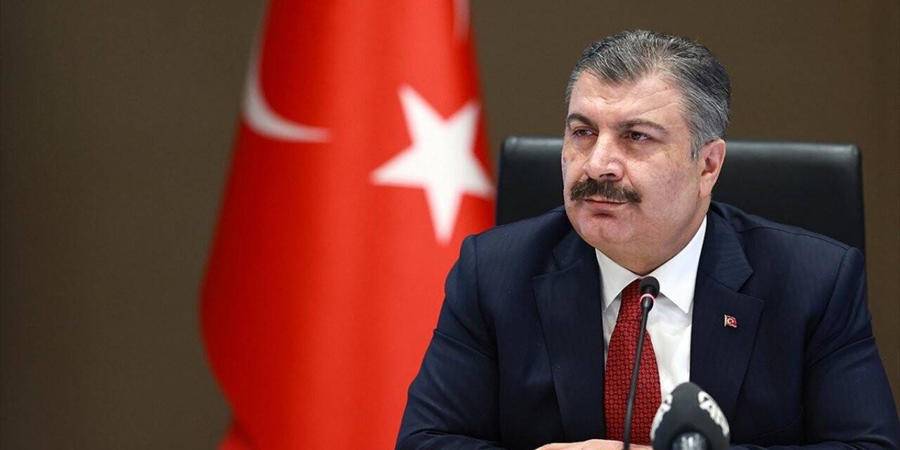 Bakan Koca '26 ilimiz mavi' dedi ve aşı mesajını paylaştı