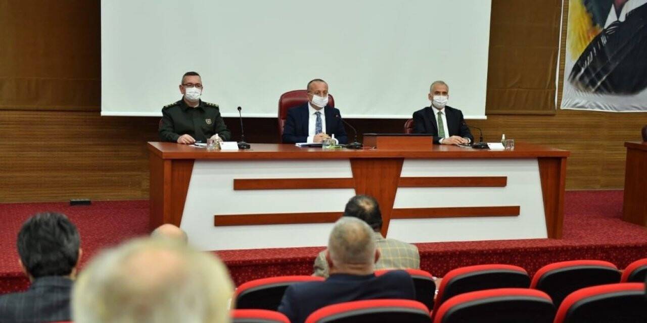 Denizli’de iş yerlerinin yeni açılış ve kapanış saatleri belli oldu