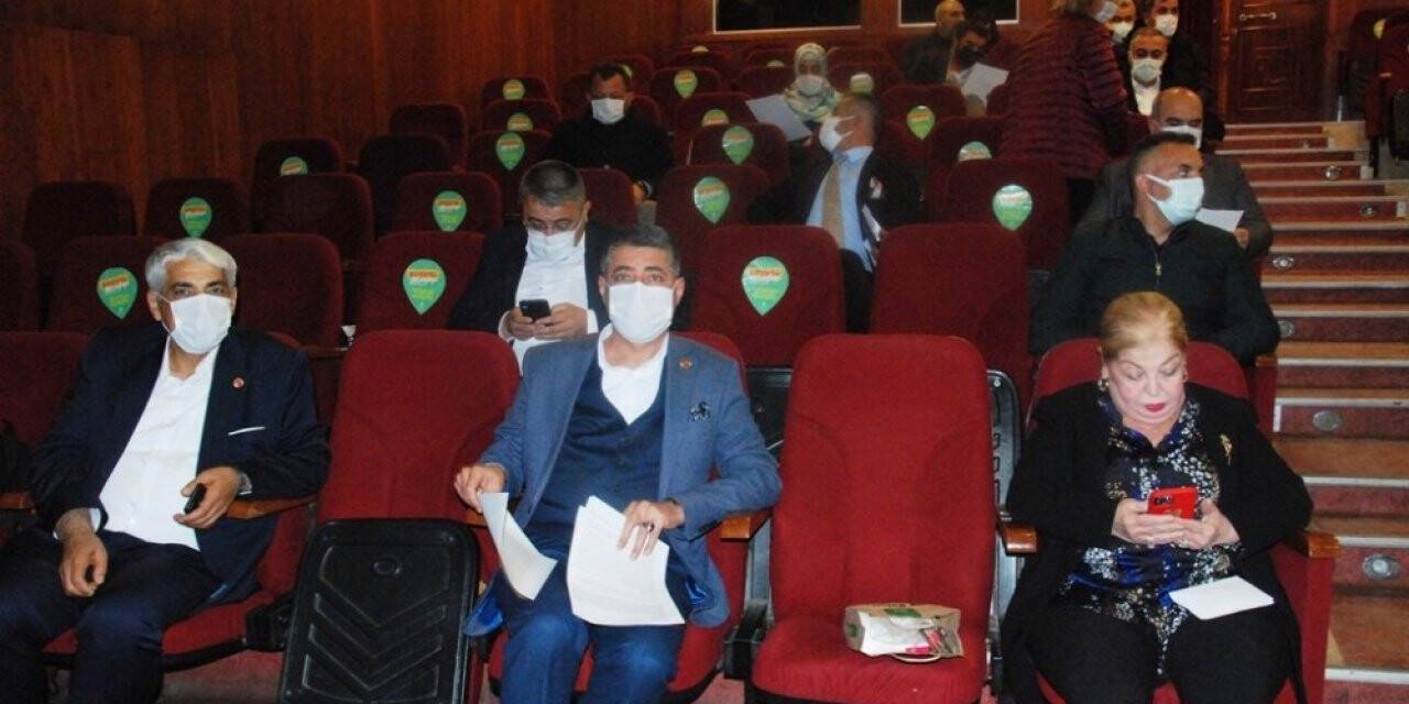 Seyhan Belediyesi’nde 5 madde daha kabul edildi