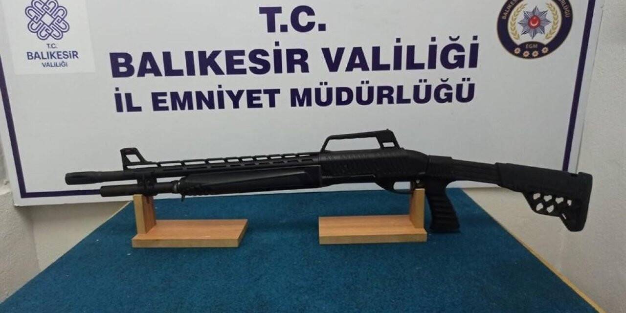 Balıkesir’de 25 aranan şahıs yakalandı