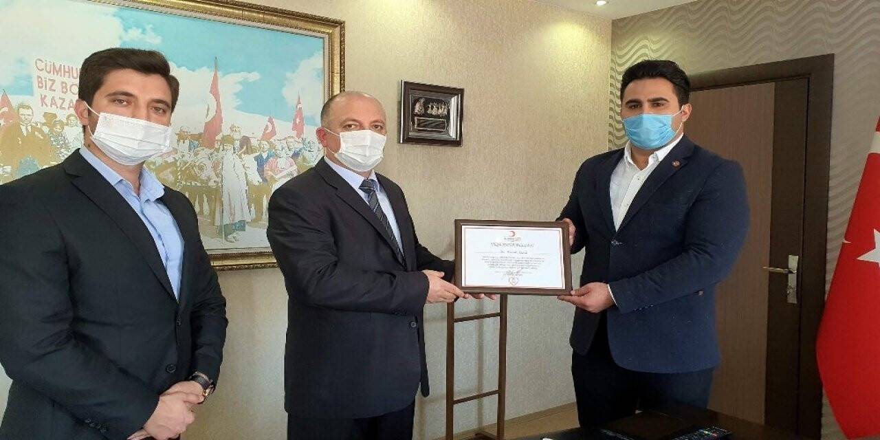 Kızılay, rekor bağış için Kaymakam Ülkü’yle görüştü