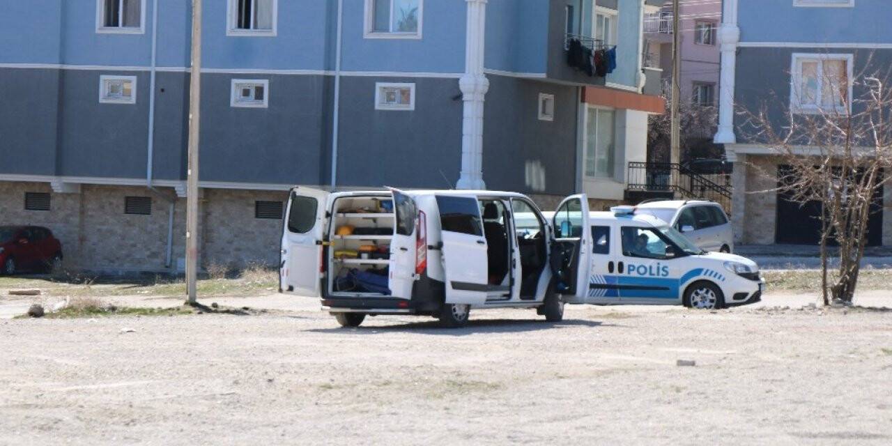 Husumetli iki Afganlı arasında çıkan kavgada 1 kişi öldü