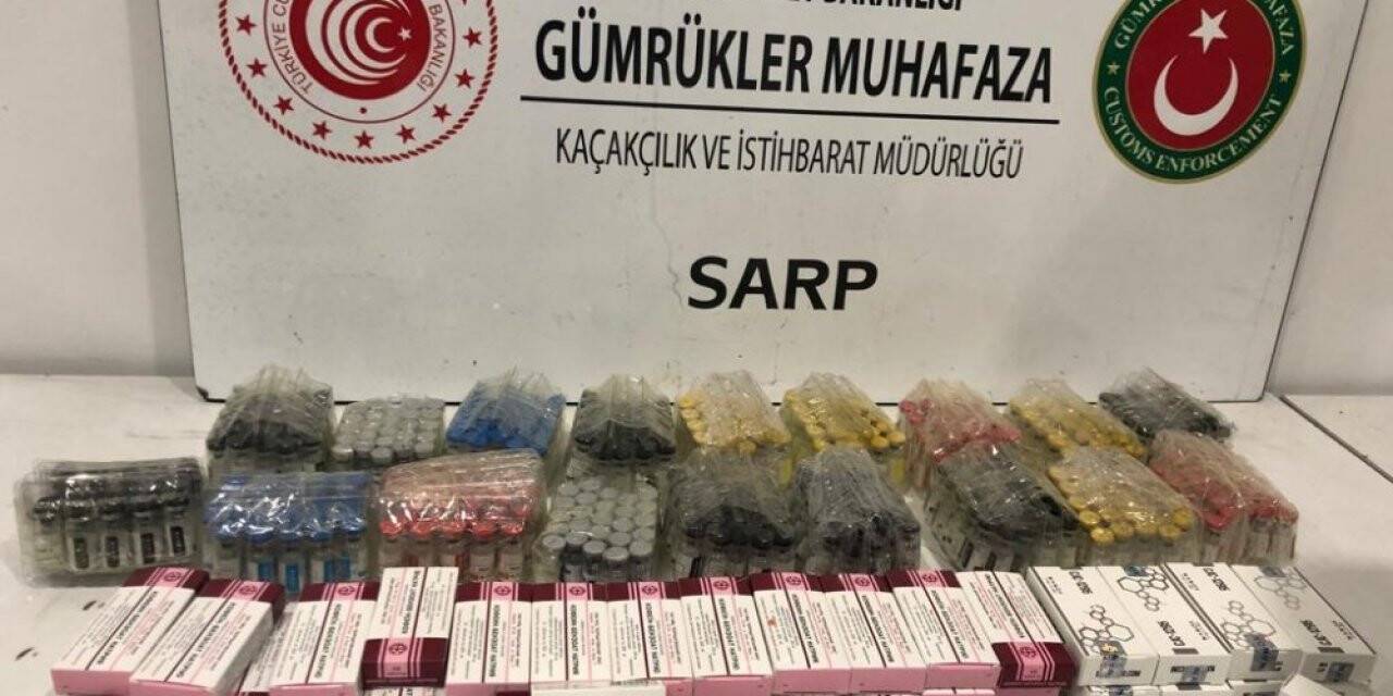 Sarp Sınır Kapısında 95 bin lira değerinde kaçak ilaç ele geçirildi
