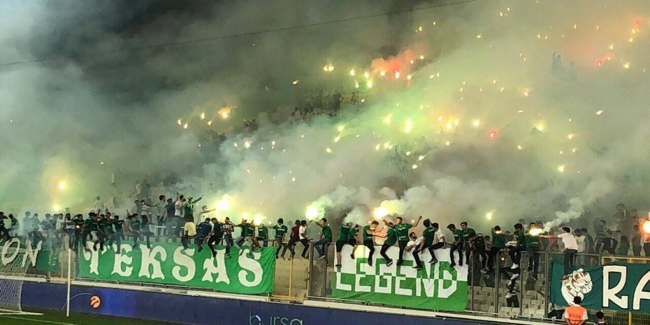 Bursaspor taraftar grubu Teksas’tan, yeşil-beyazlı yönetime sert açıklama