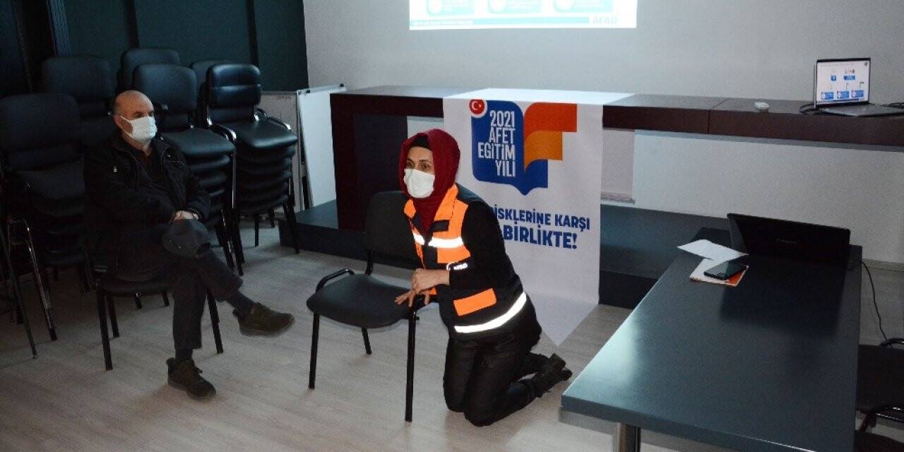 Antalya İl Afet ve Acil Durum Müdürü Fevzi Timur; "2012 yılında yapılan modelleme Antalya’da tsunami riski olduğunu ortaya koydu."