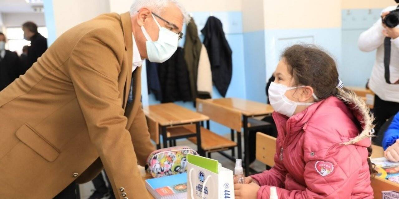 Battalgazi’de öğrencilere özel oyun alanları
