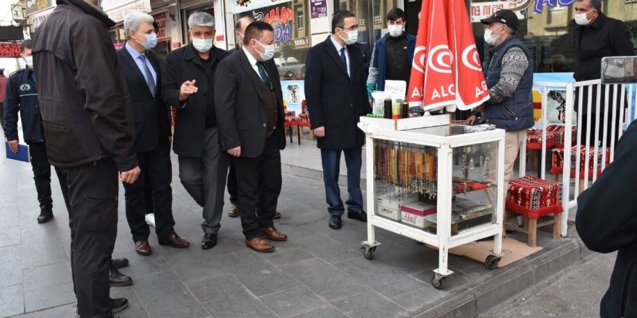 Başkan Beyoğlu, korona virüs denetimlerine katıldı