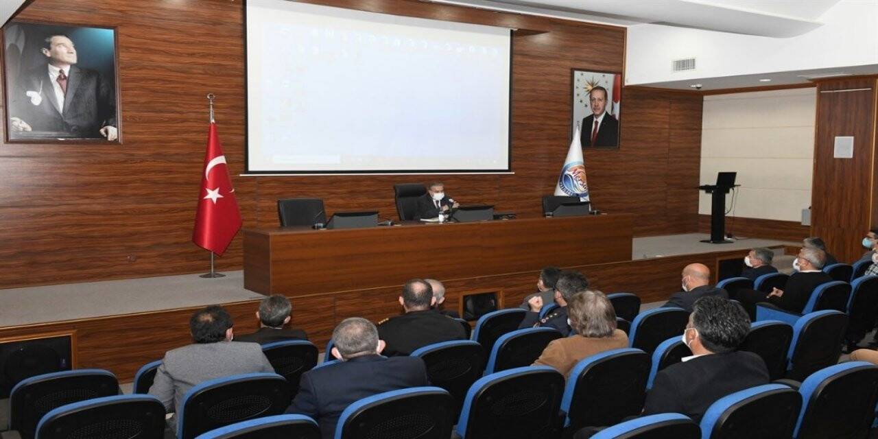 Mersin’de ’pandemi bilgilendirme toplantısı’ yapıldı