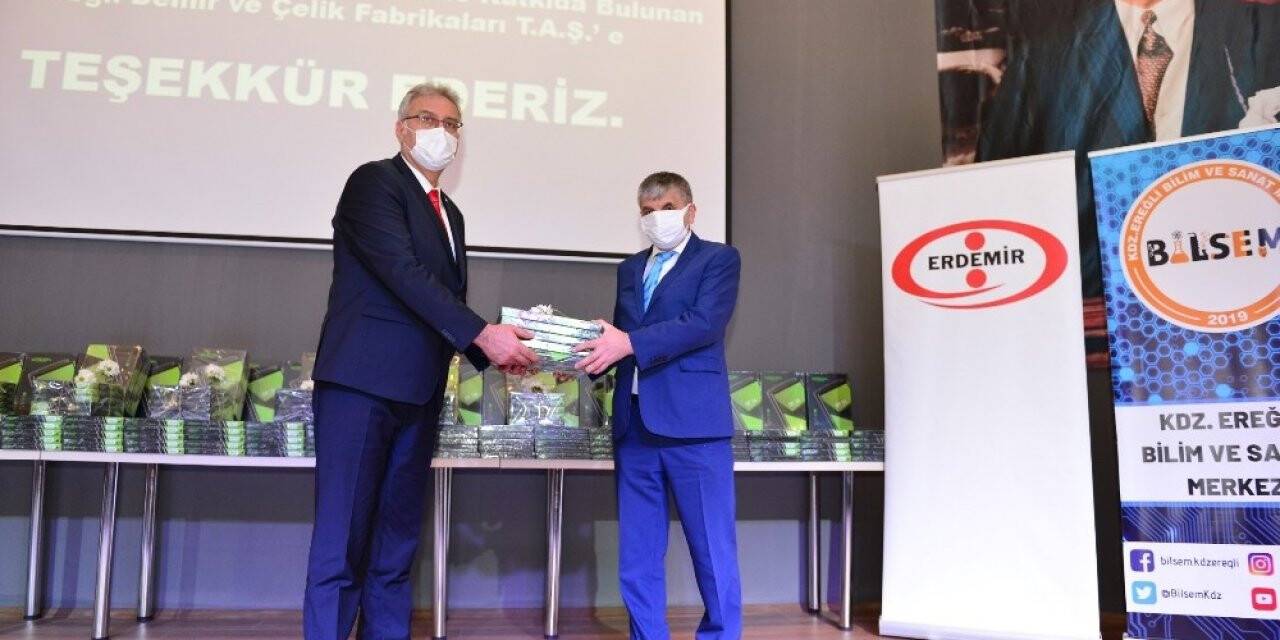 Erdemir’den tablet bağışı