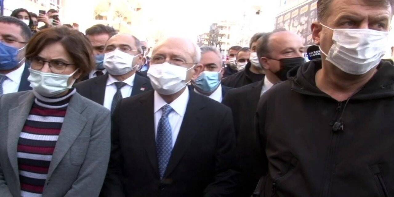 CHP Lideri Kılıçdaroğlu Avcılar’da kentsel dönüşüm çalışmalarını inceledi