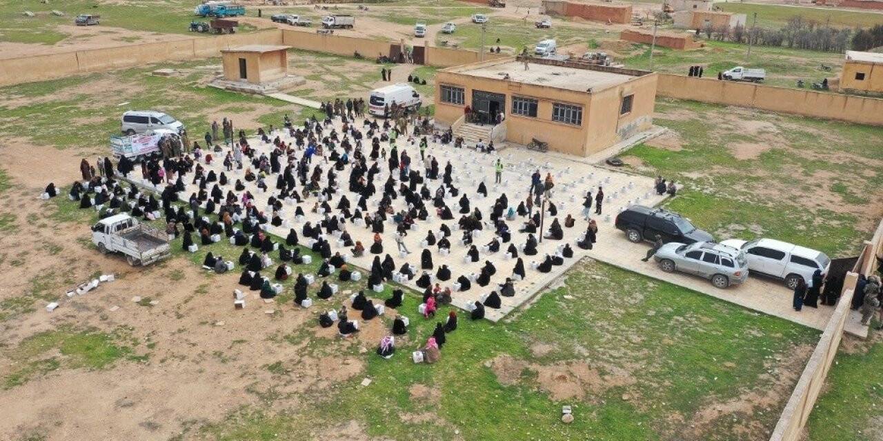 Şanlıurfa’dan 28 tır dolusu yardım Suriye’ye ulaştı