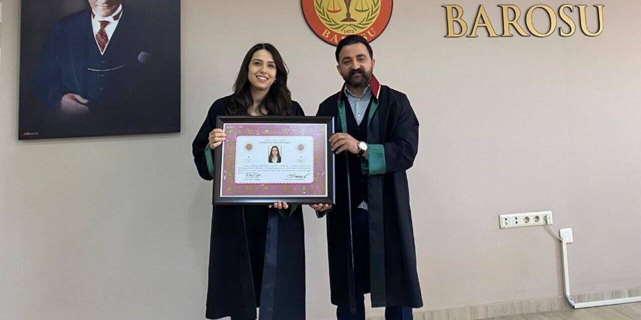 Stajyer avukatlar ruhsatnamelerini aldılar