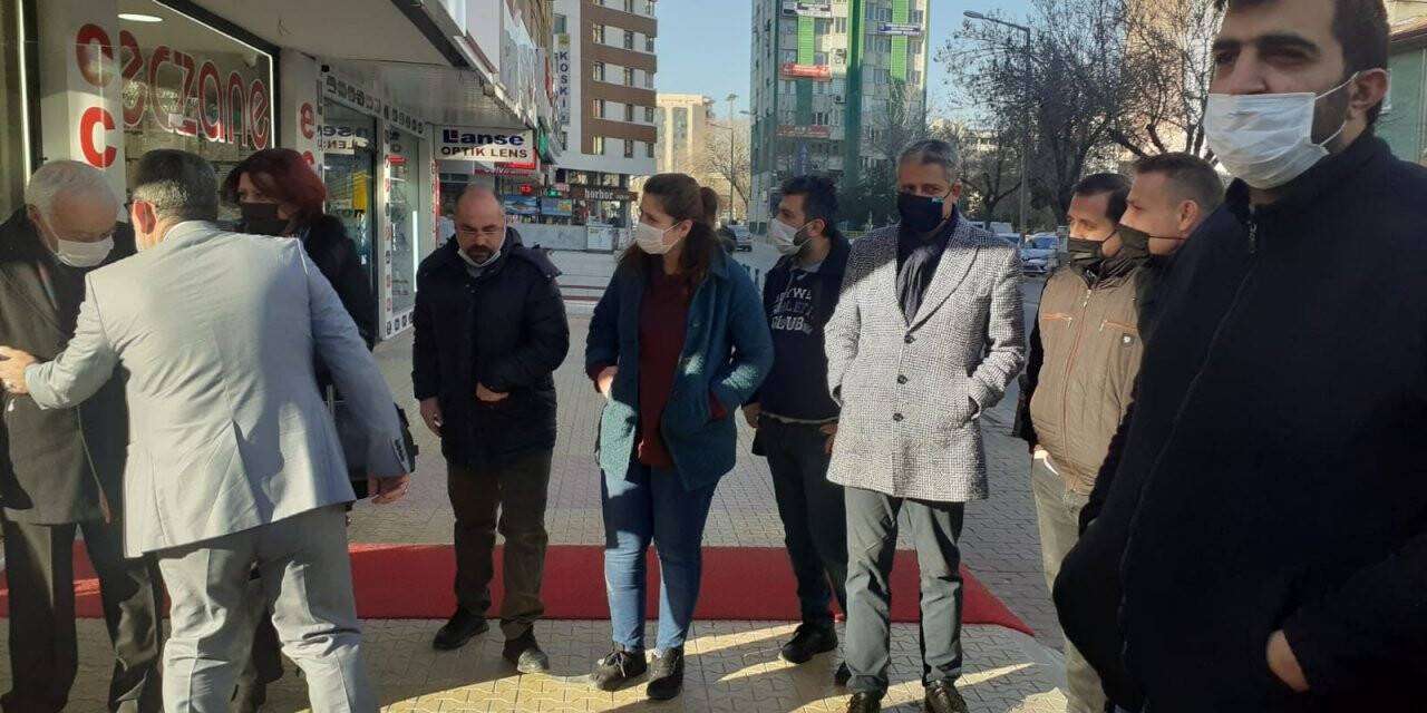 Ekşen Eczanesi Hizmete Başladı