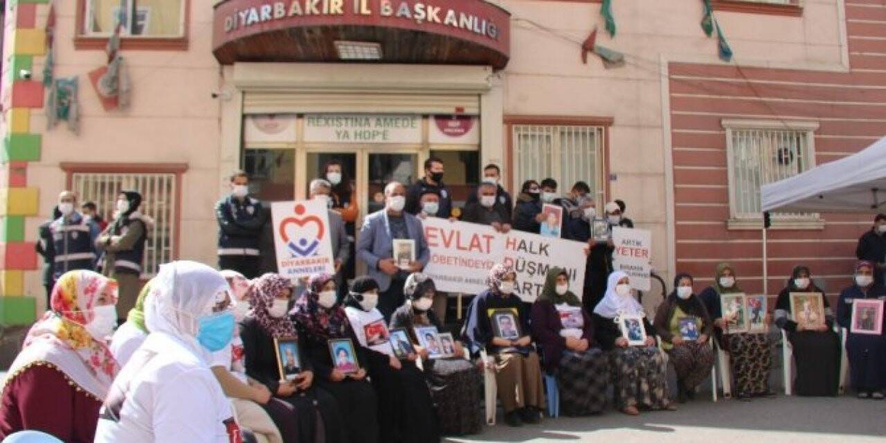 Nöbetteki anneden oğluna ’teslim ol’ çağrısı