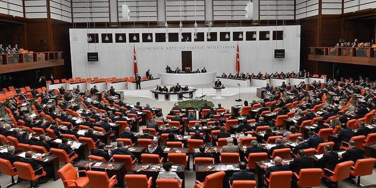 TBMM Anayasa Komisyonu Başkanı Bozdağ: 1347 milletvekili fezlekesi incelemeye alındı