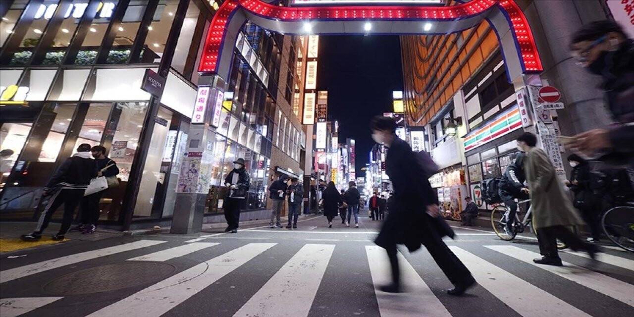 Japonya’da Covid-19 aşısı 9 kişide daha yan etki gösterdi