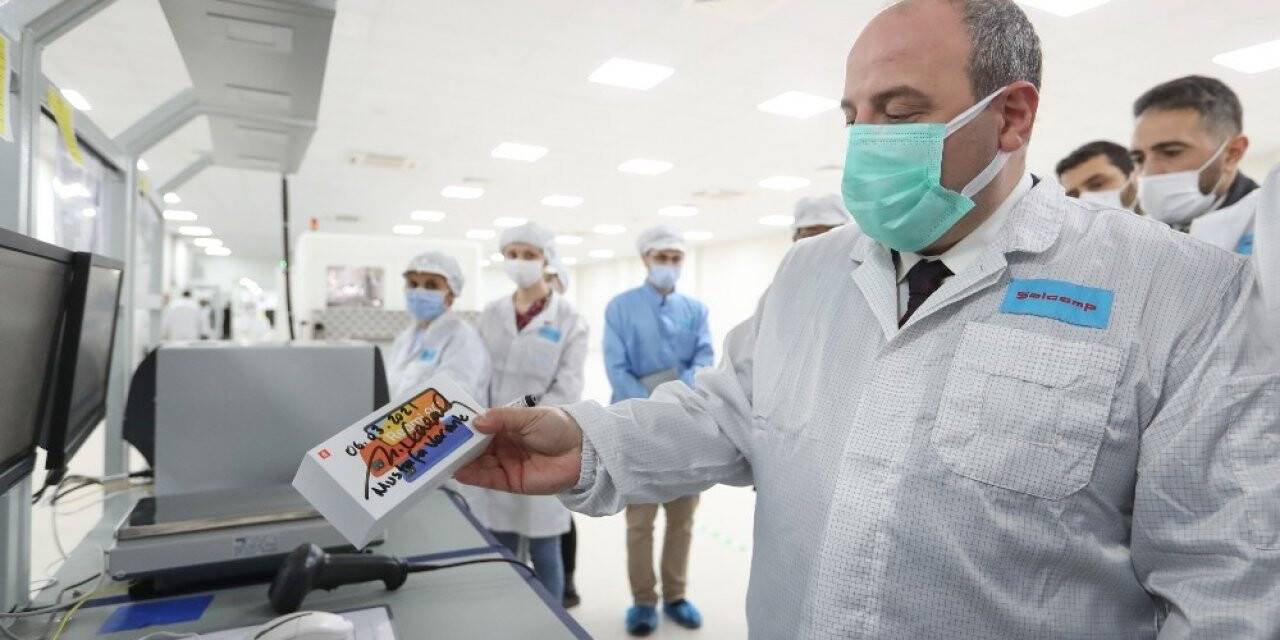 Türkiye'de üretilen 'Xiaomi' akıllı telefonlar nisanda satışa sunulacak