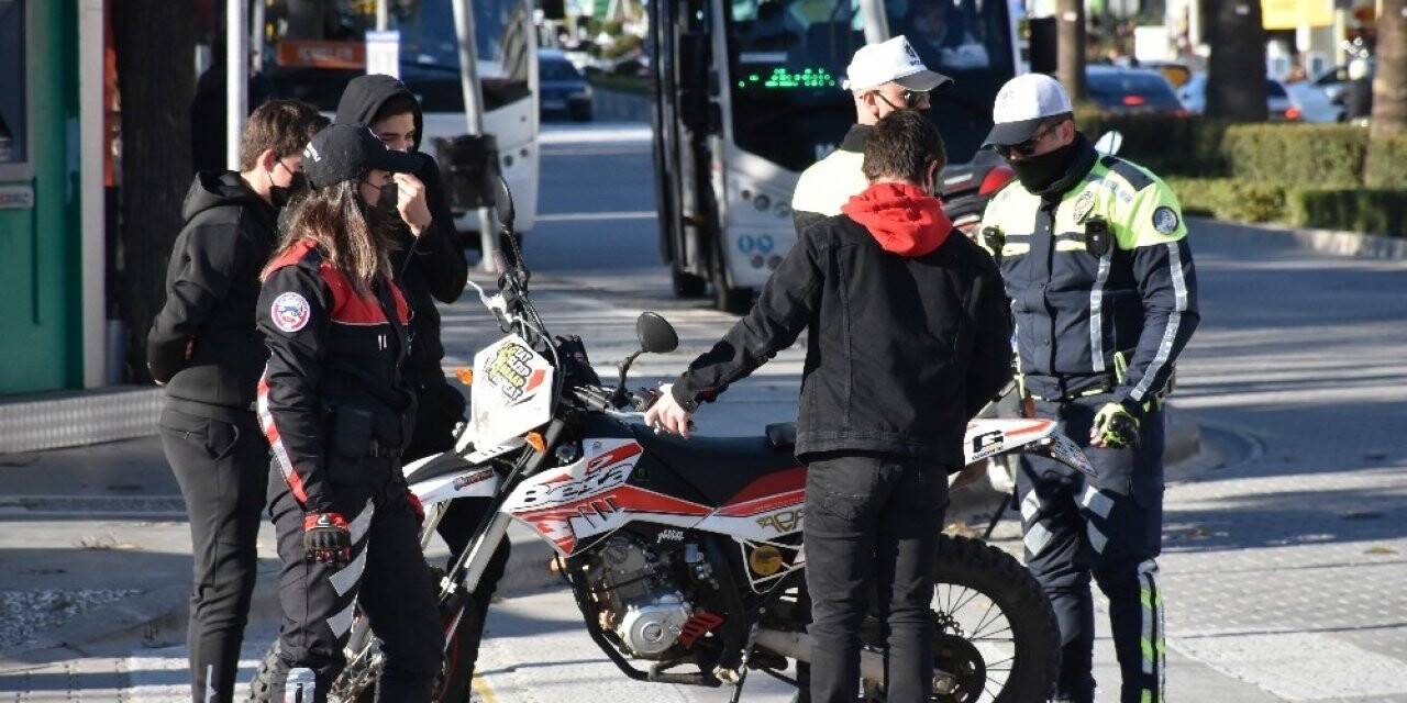 Marmaris’te kural tanımaz motosiklet sürücülerine göz açtırılmıyor