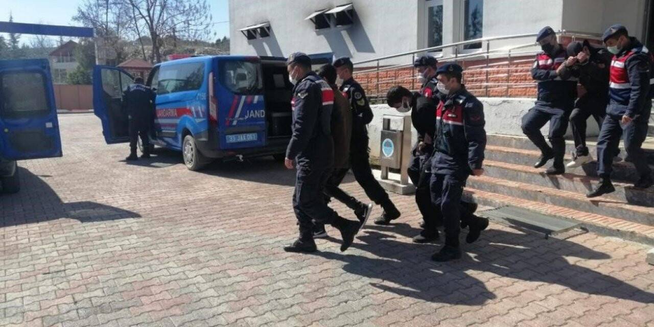 3 hırsız, 320 saatlik güvenlik kamarası izlenerek tespit edildi